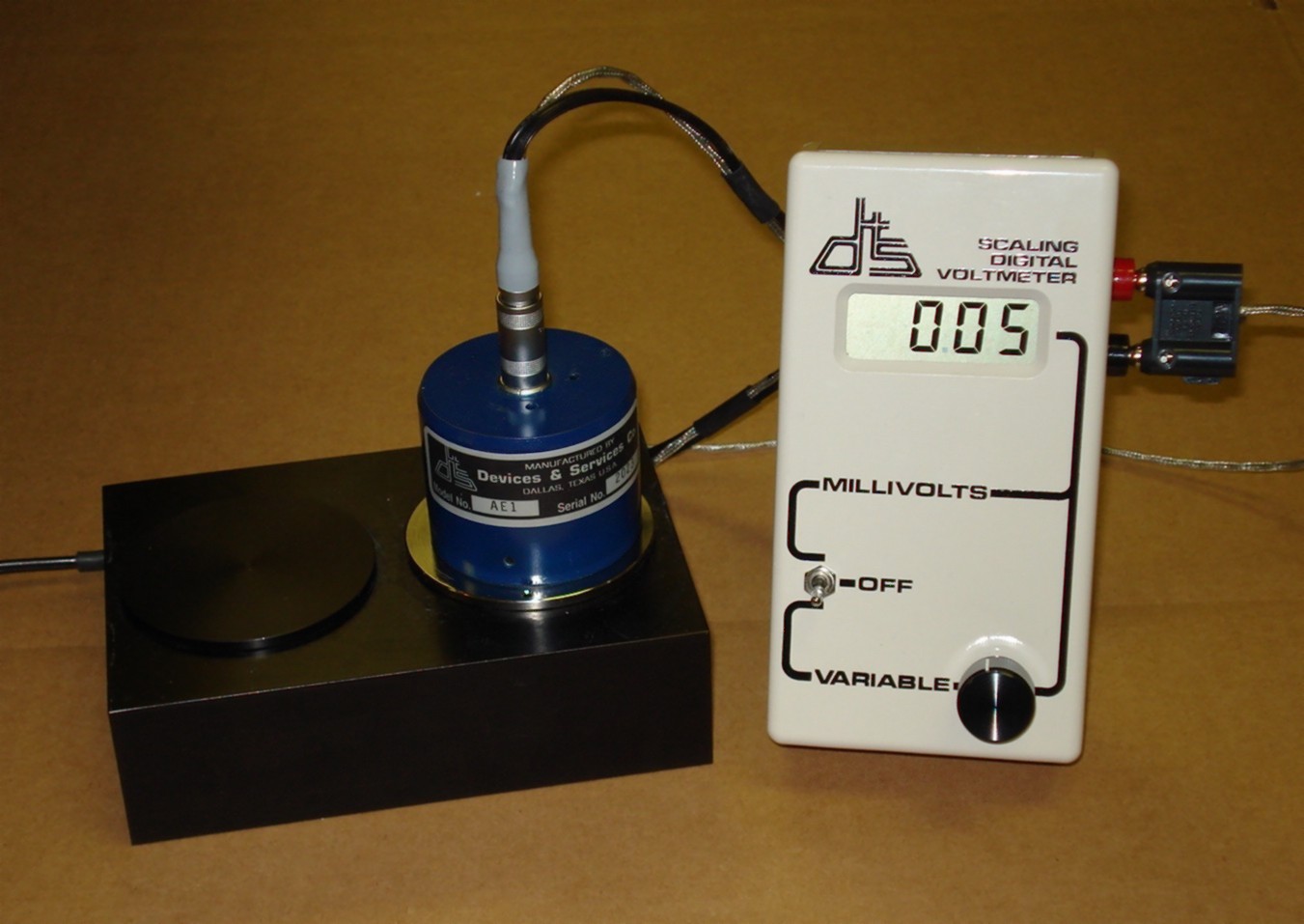 发射率测量仪
